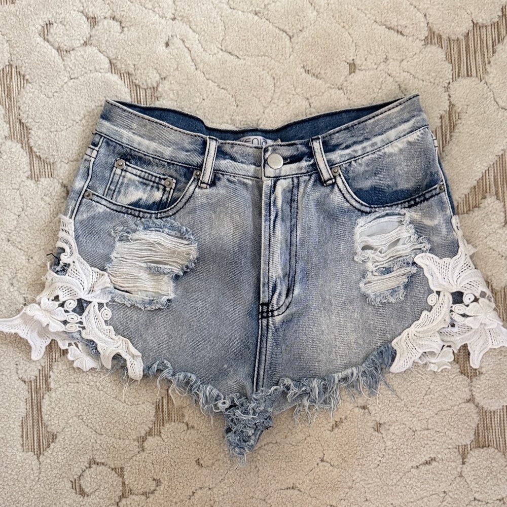 Awesome high waisted Xenia shorts aus size 10- us size 6